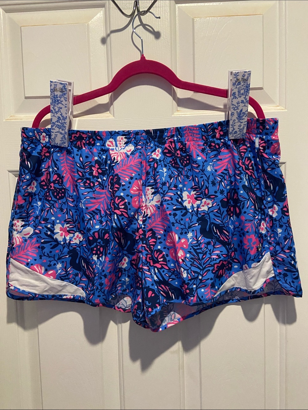 Lilly Pulitzer Luxletic Shorts -XL - NWOT